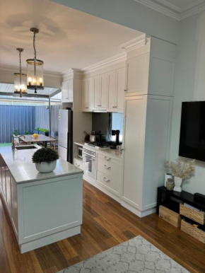 Beautifully renovated maisonette